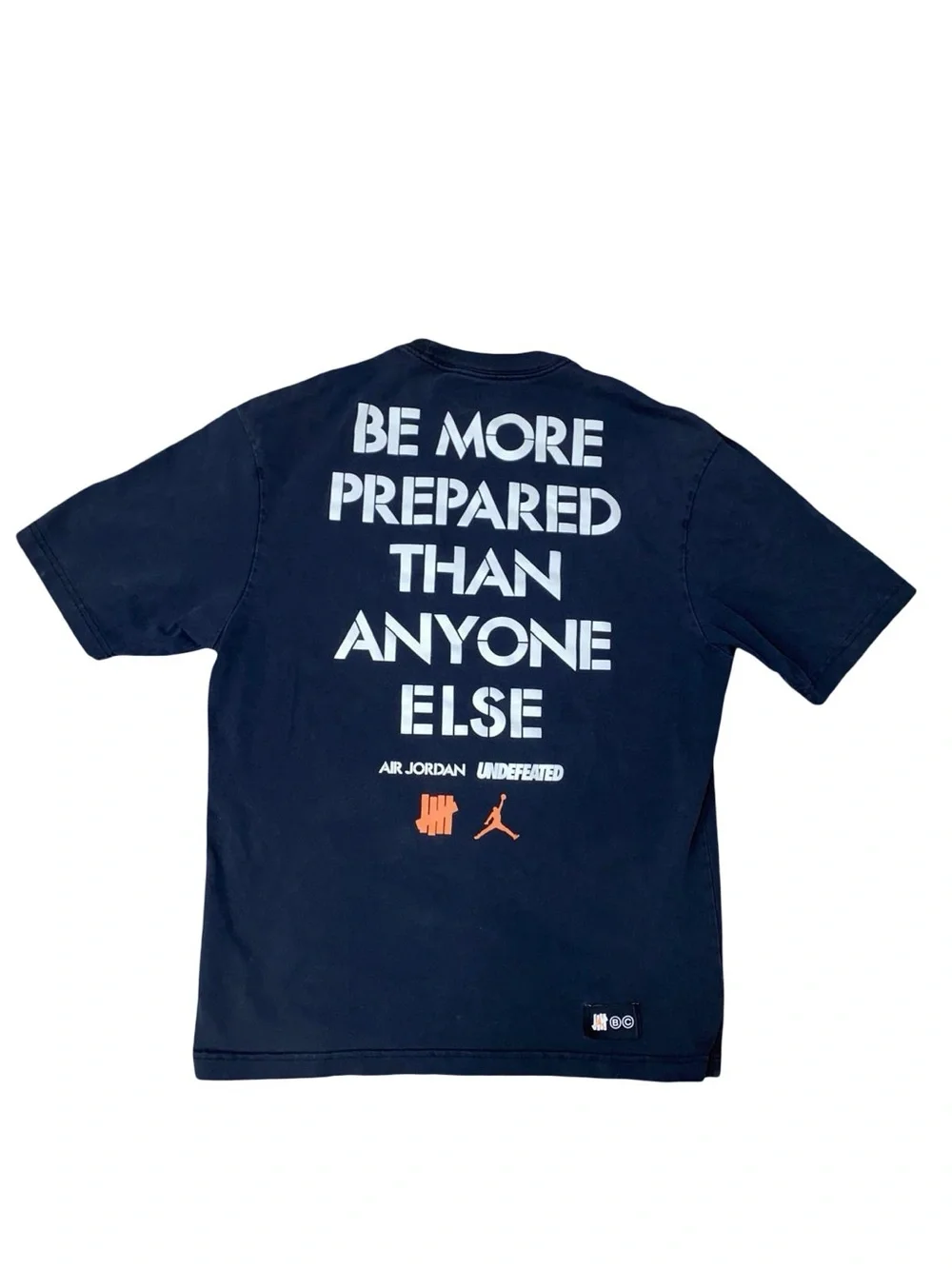 Jordan x Undefeated Strikes Graphic Tee Mens M Black 
